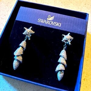 Authentic Silver Fox Earrings. NEW